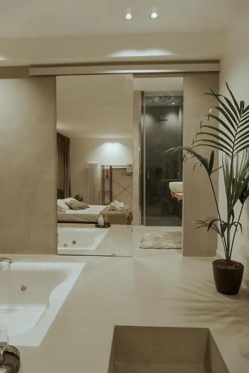 פלרמו Maximum Hub Suite&Spa