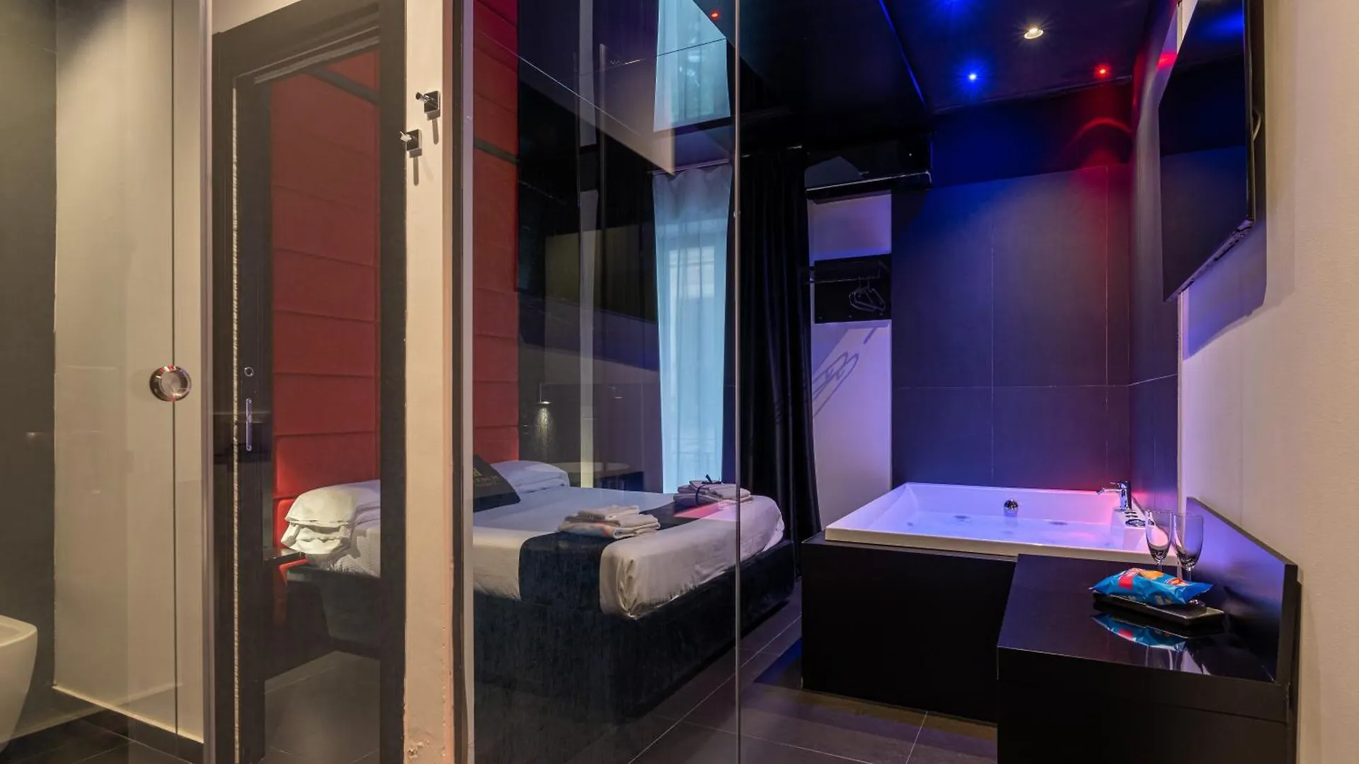 Maximum Hub Suite&Spa Palermo 2*,  Italy