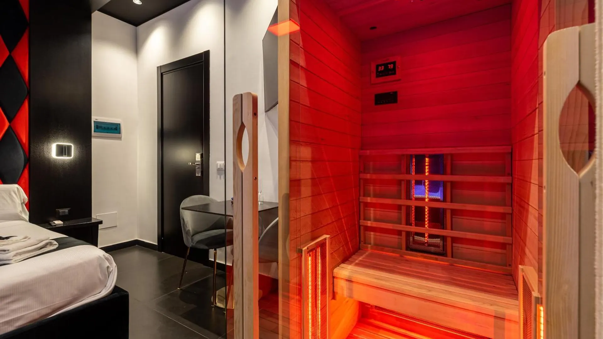 Maximum Hub Suite&Spa Palermo 2*,