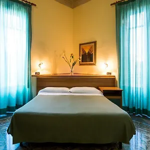 Italia 2*, Palermo Italia