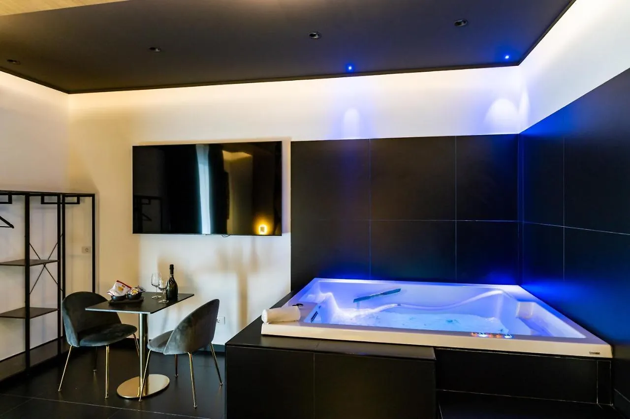 Maximum Hub Suite&Spa Palermo Italy