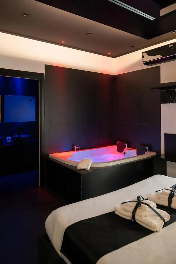 Maximum Hub Suite&Spa Palermo Bed & Breakfast