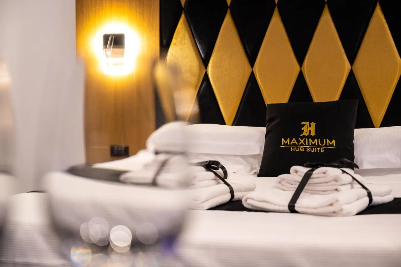Maximum Hub Suite&Spa Palermo 2*,