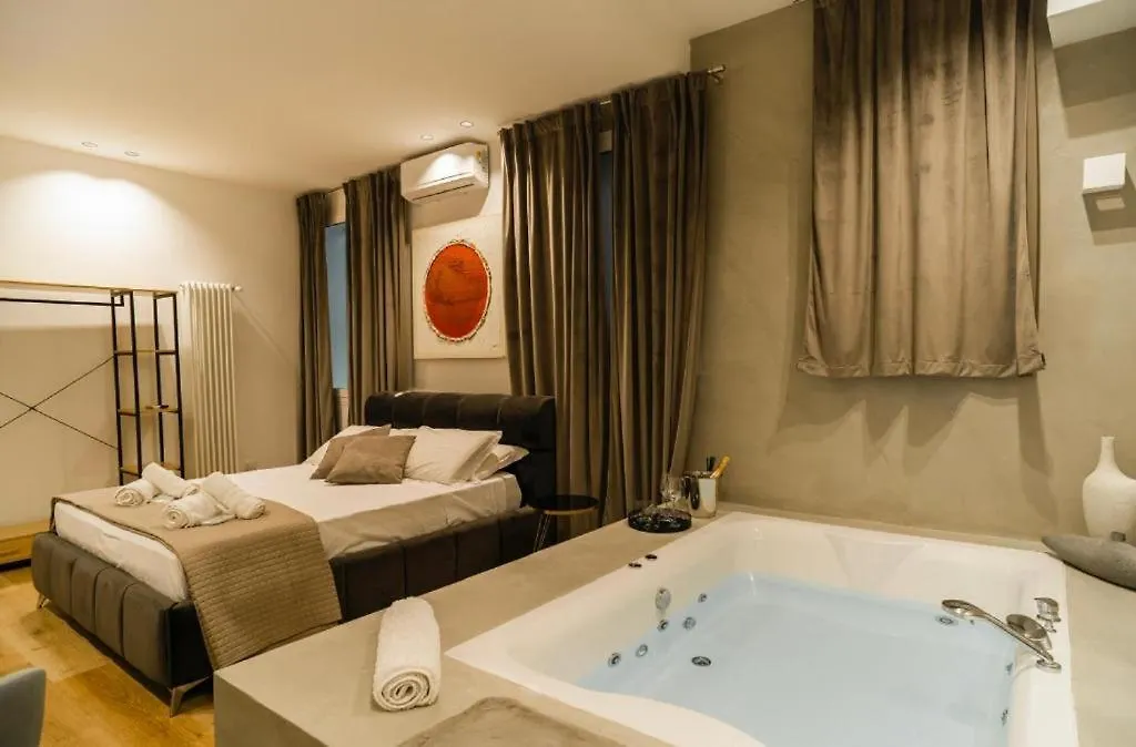 Maximum Hub Suite&Spa Palermo 2*,  Italy