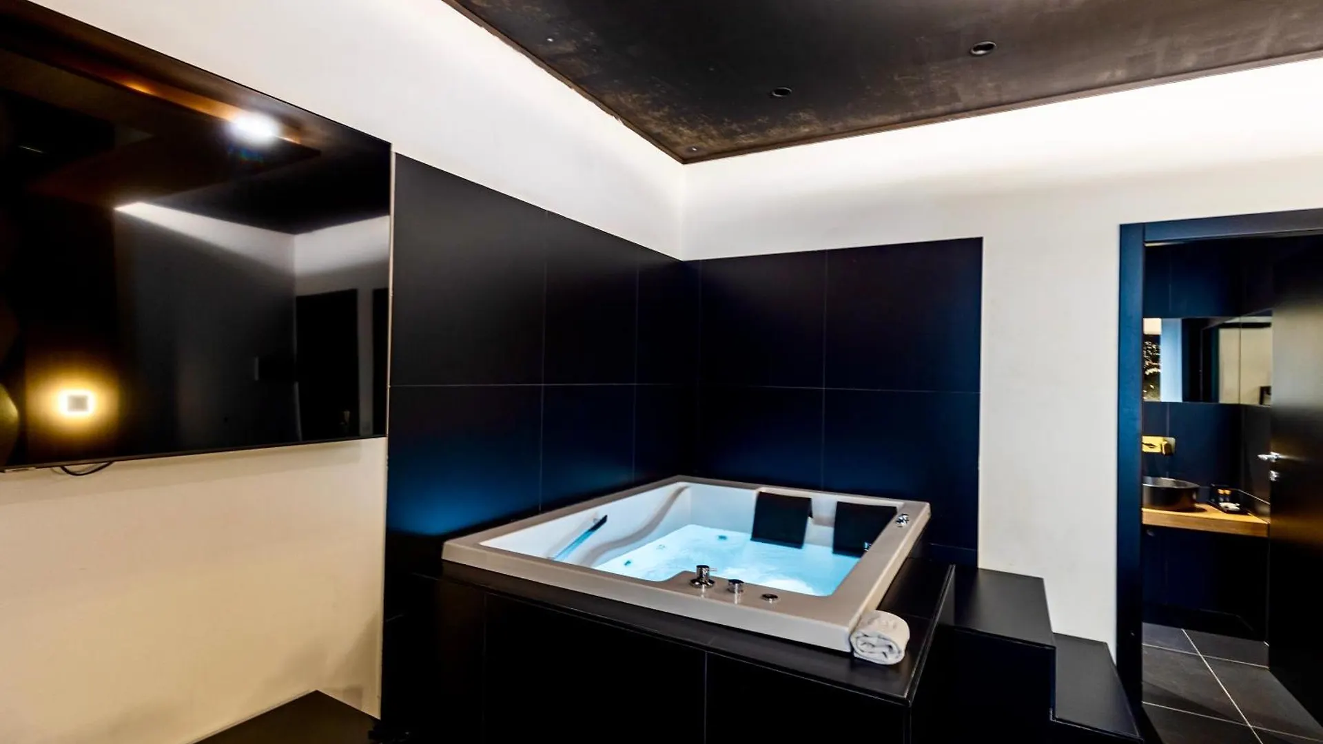 Maximum Hub Suite&Spa Palermo